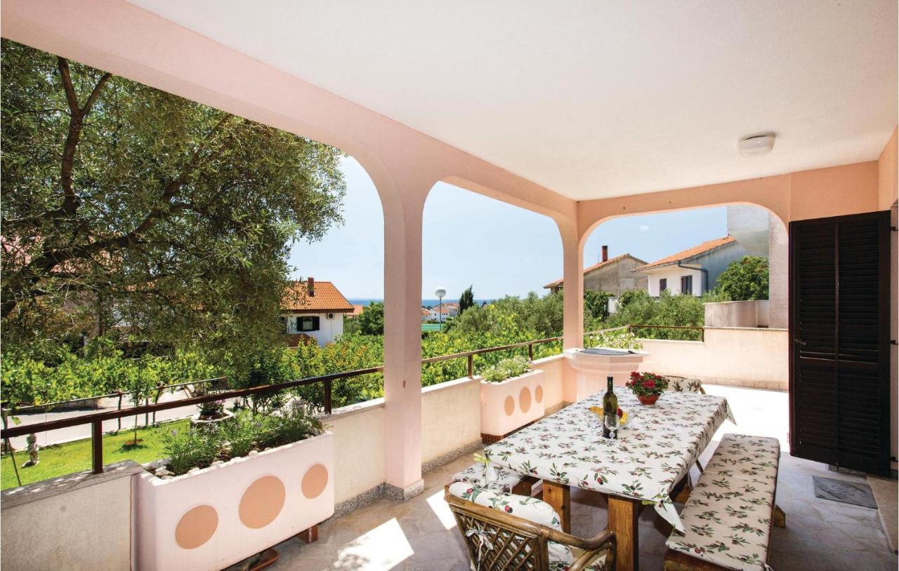 Stunning Apartment In Krk With Kitchen Krk Town Zewnętrze zdjęcie