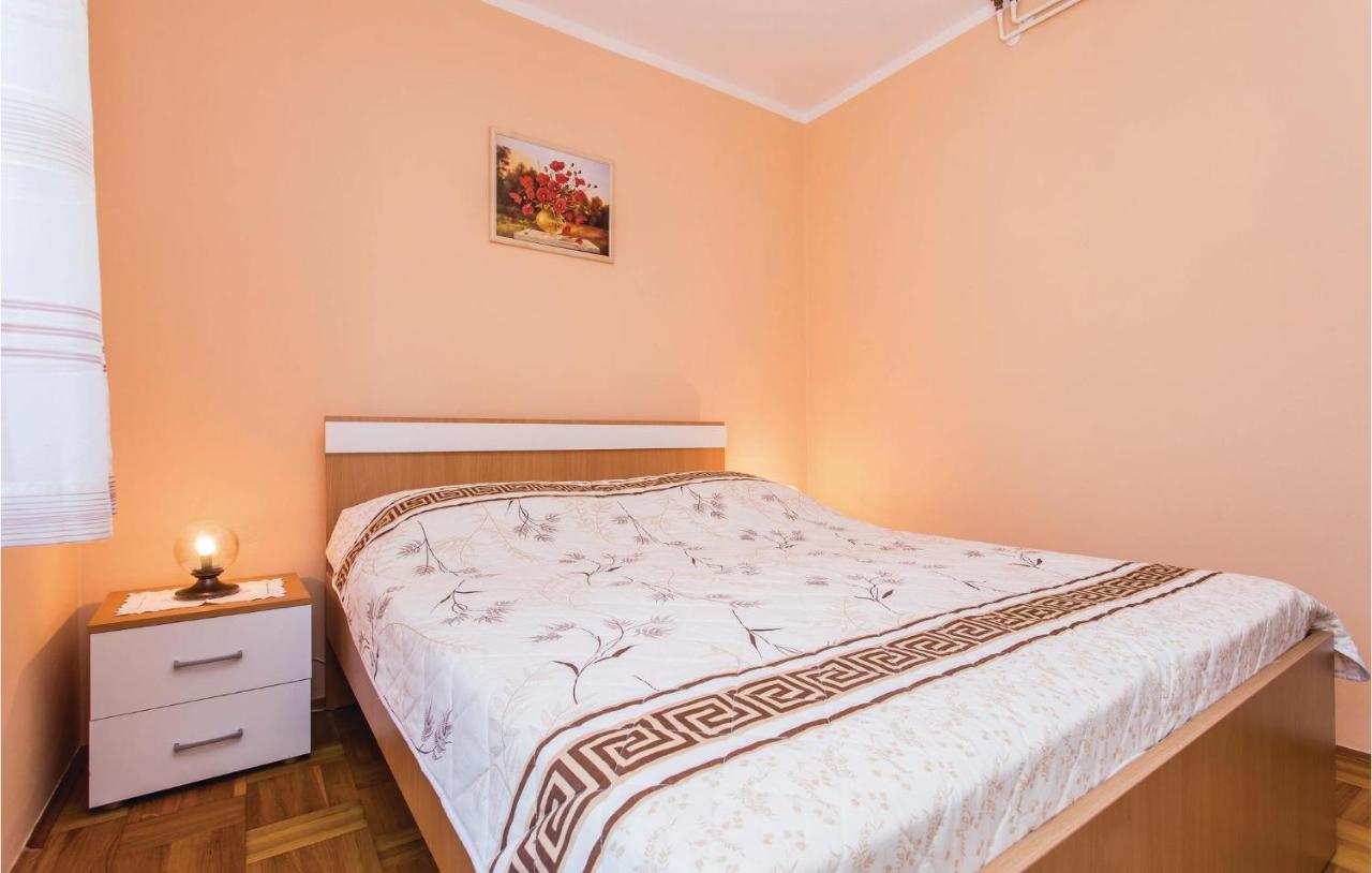 Stunning Apartment In Krk With Kitchen Krk Town Zewnętrze zdjęcie