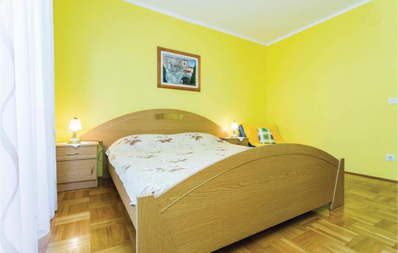 Stunning Apartment In Krk With Kitchen Krk Town Zewnętrze zdjęcie