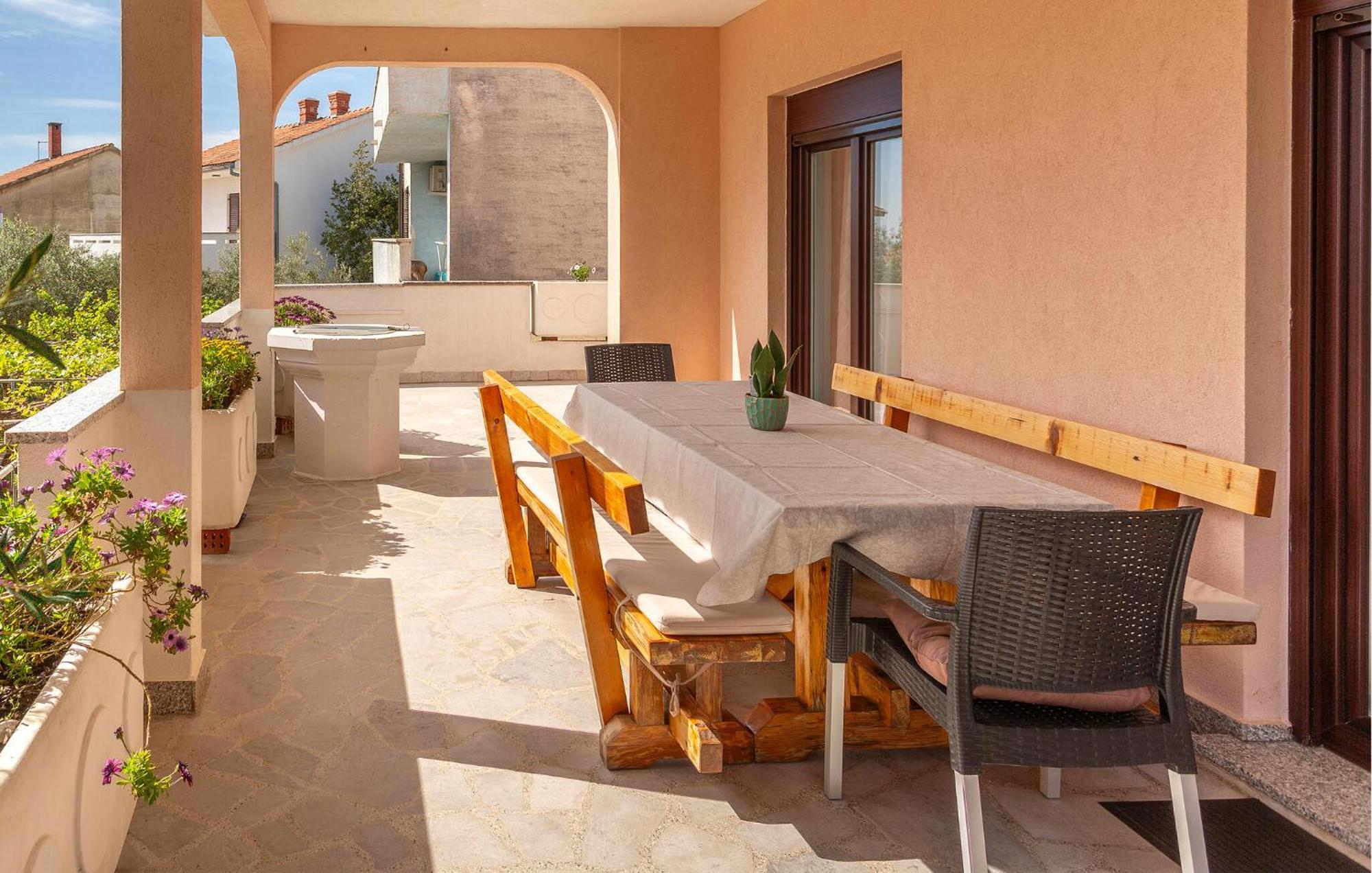 Stunning Apartment In Krk With Kitchen Krk Town Zewnętrze zdjęcie